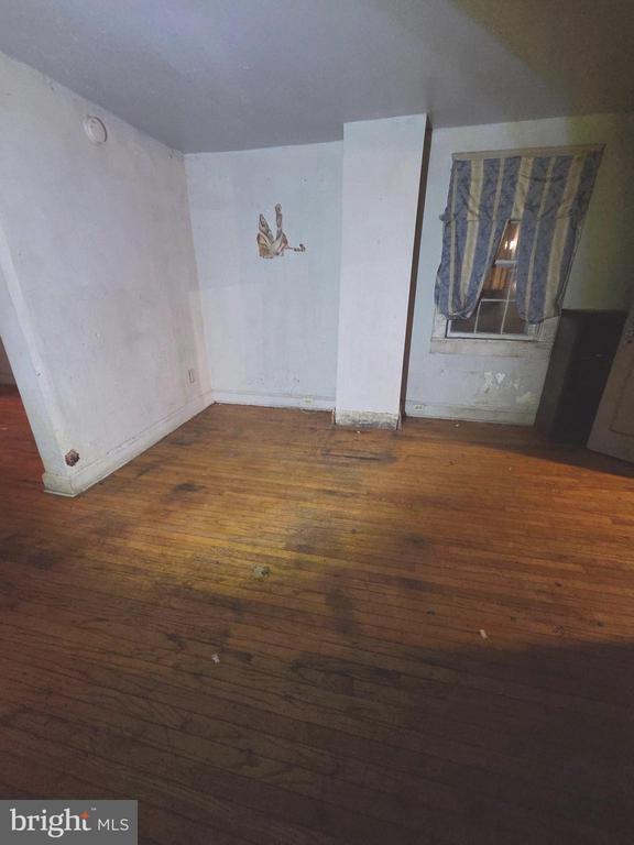 118 N MAPLE AVENUE