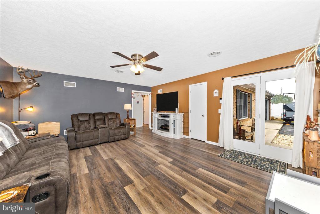 126 GAME TRAIL ROAD