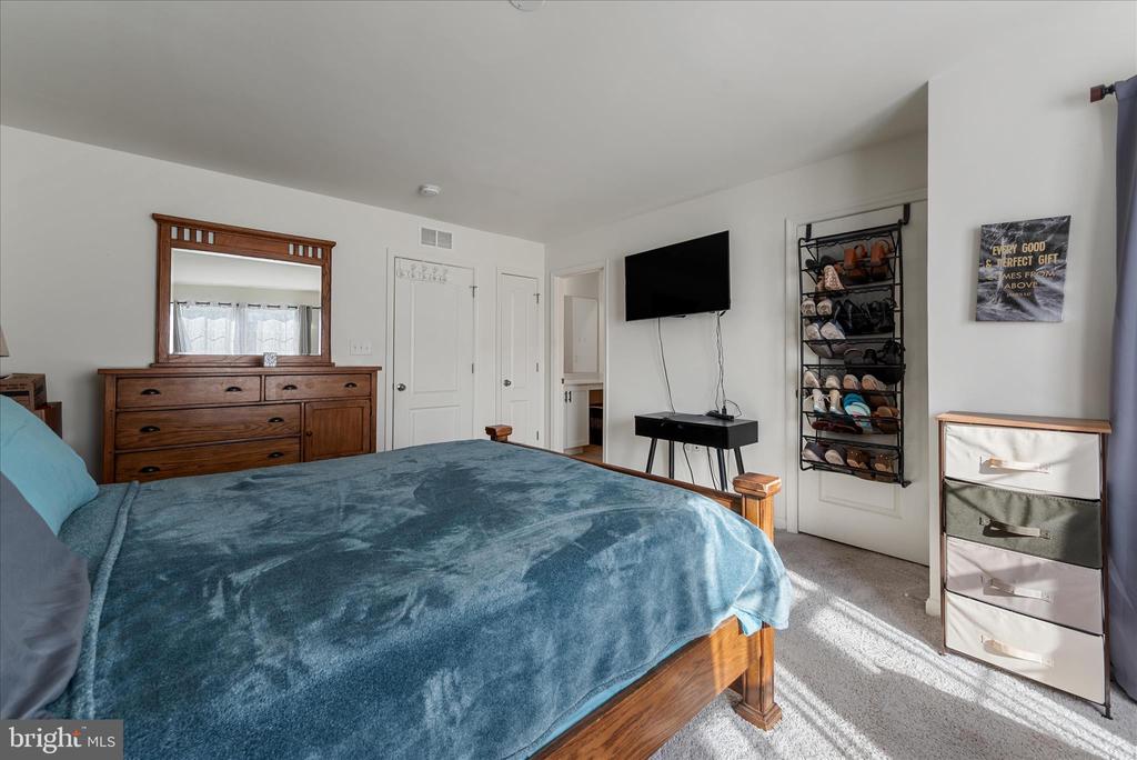 35 MENGEL ROAD