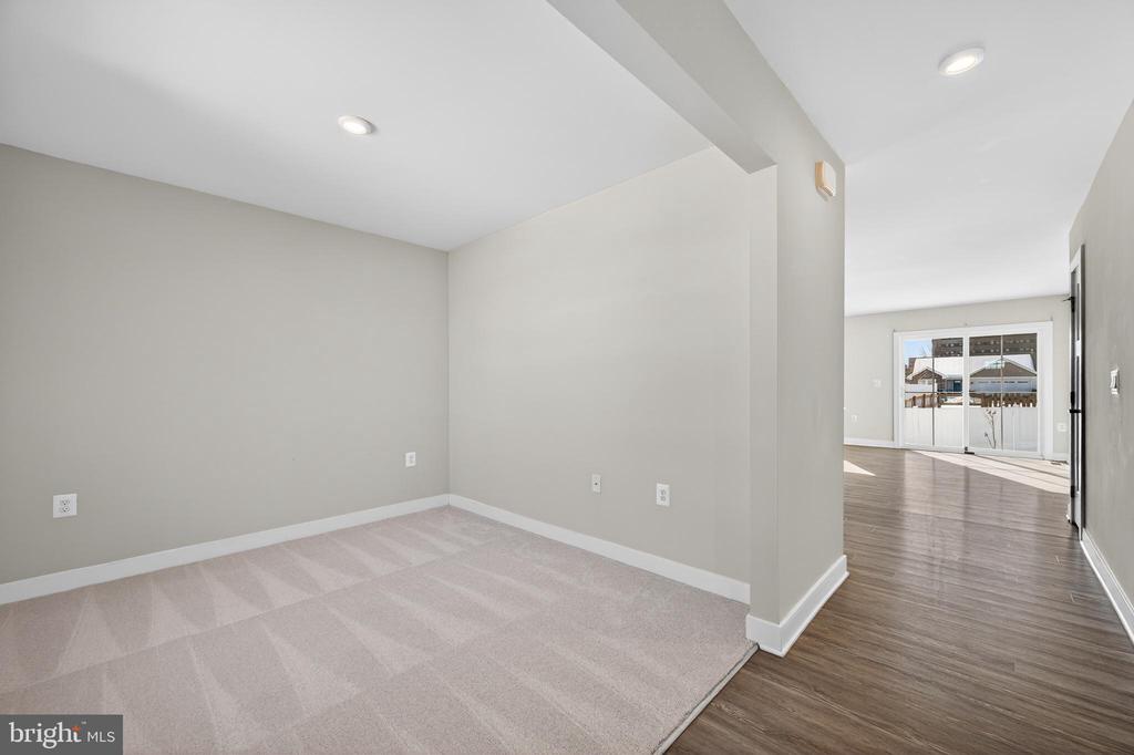 54 NORFOLK LANE