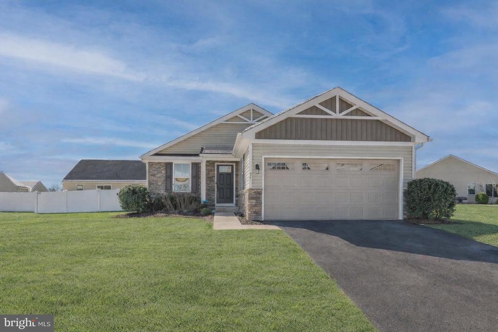 54 NORFOLK LANE