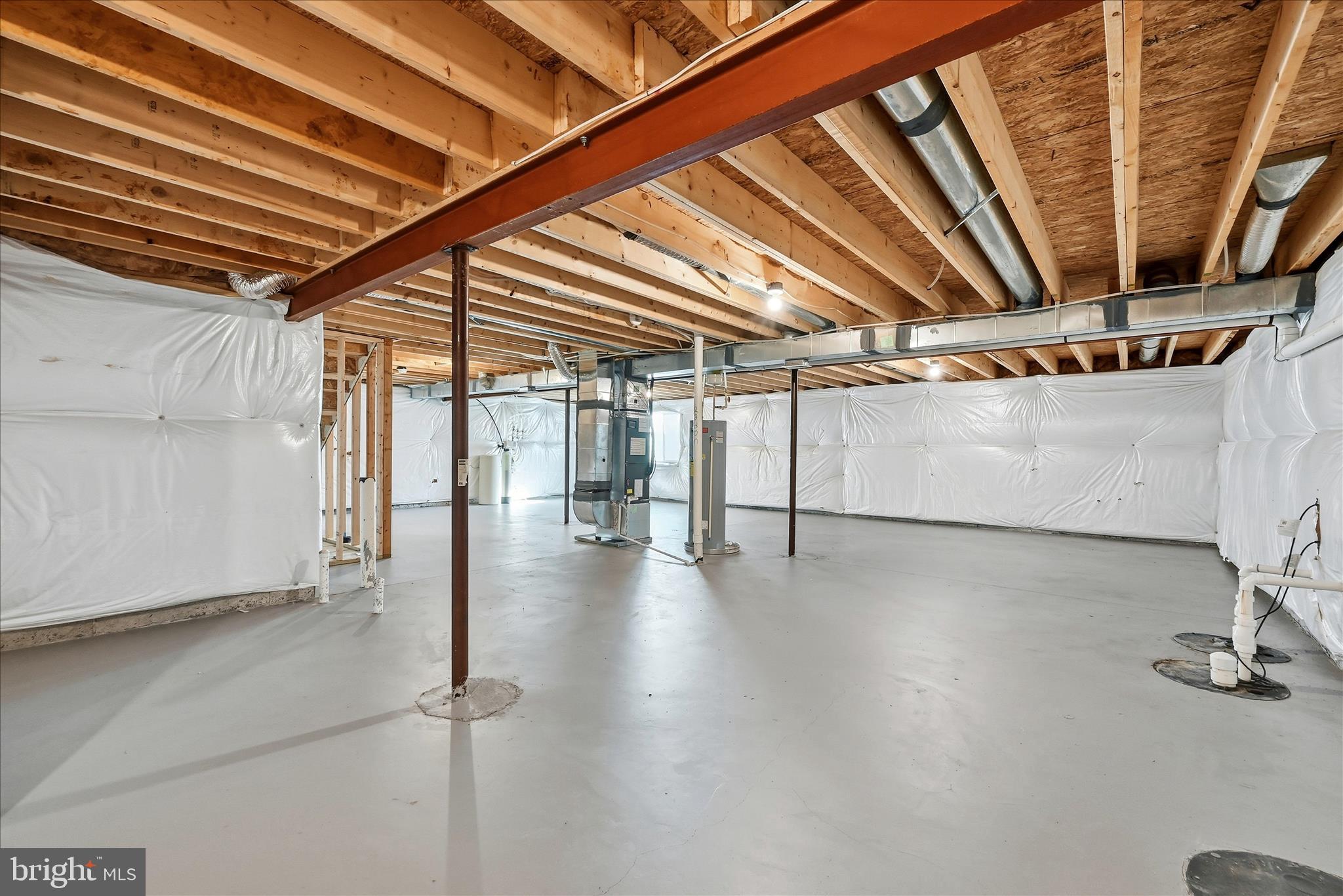 313 SWITCHGRASS COURT