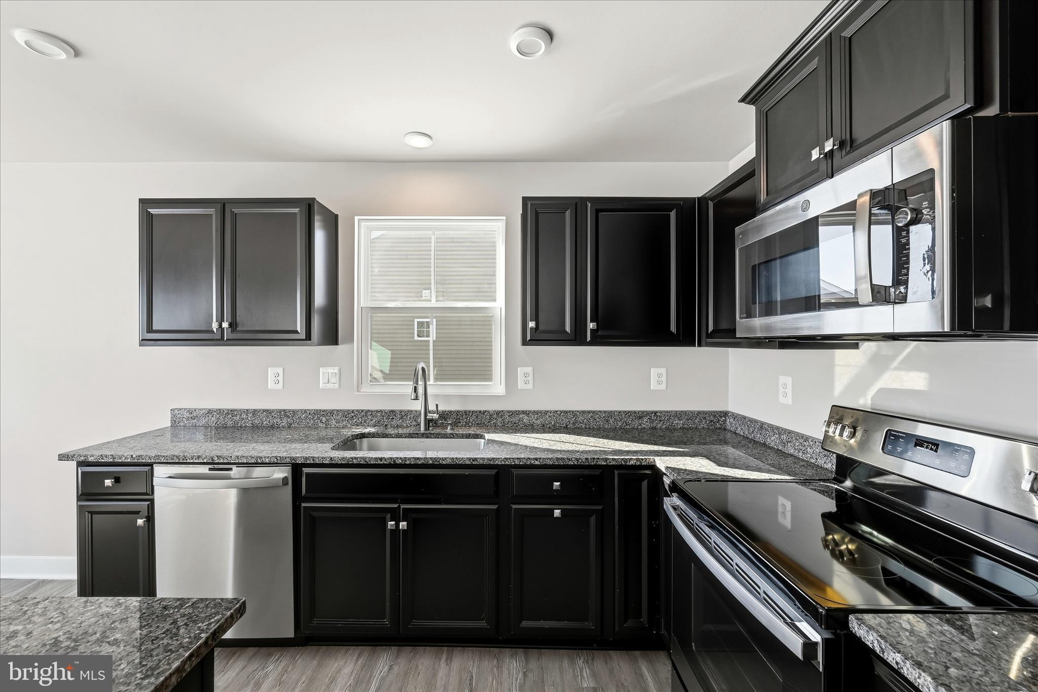 313 SWITCHGRASS COURT