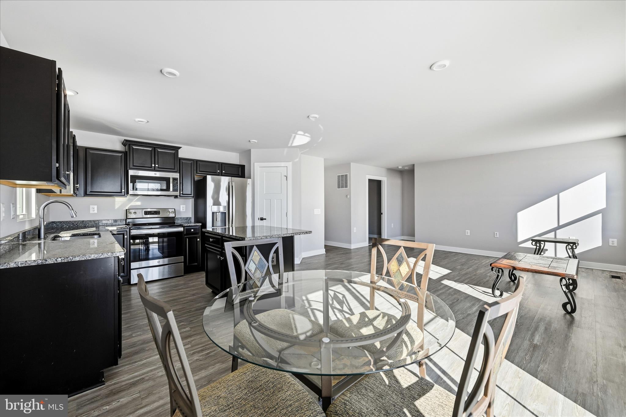 313 SWITCHGRASS COURT