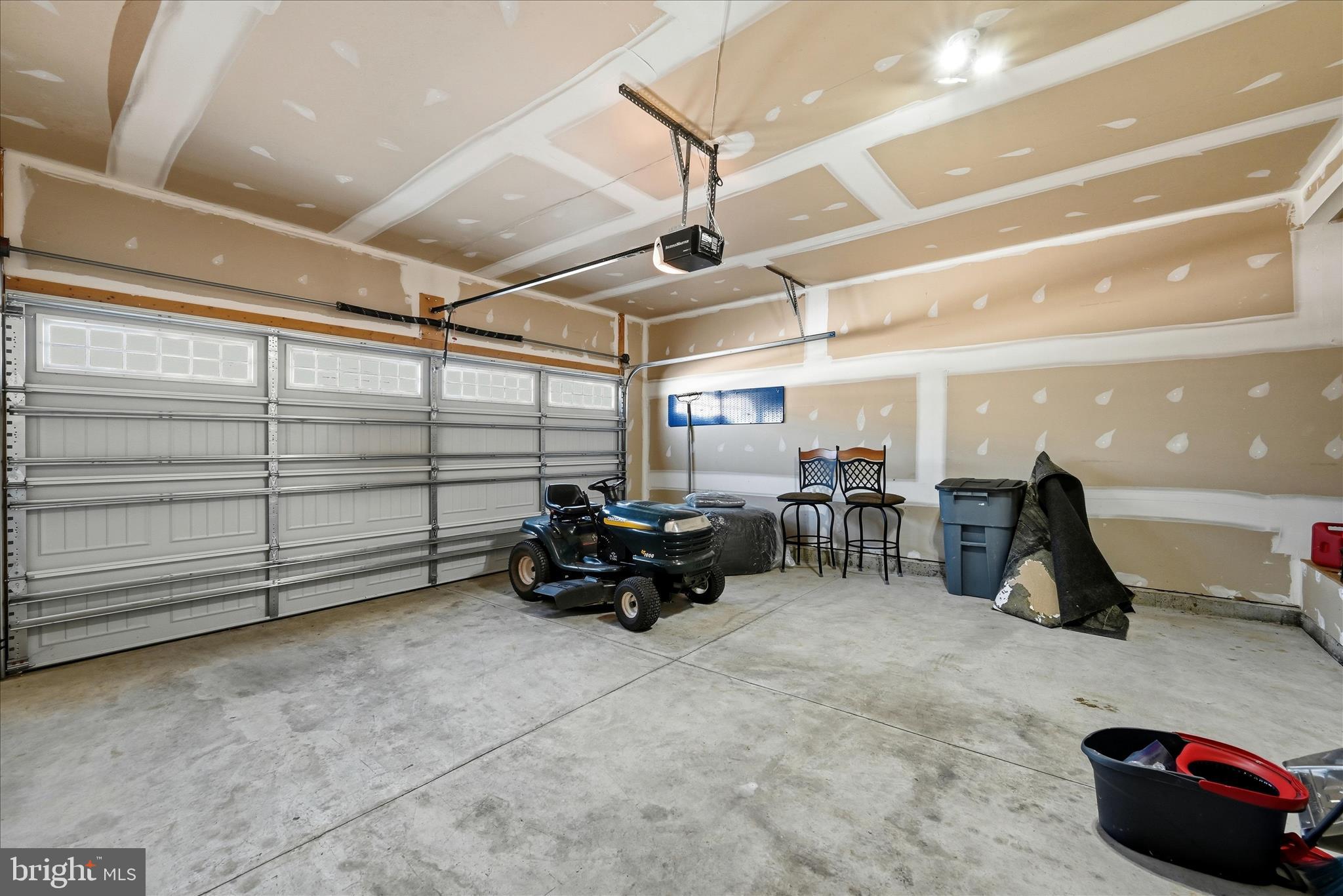 313 SWITCHGRASS COURT