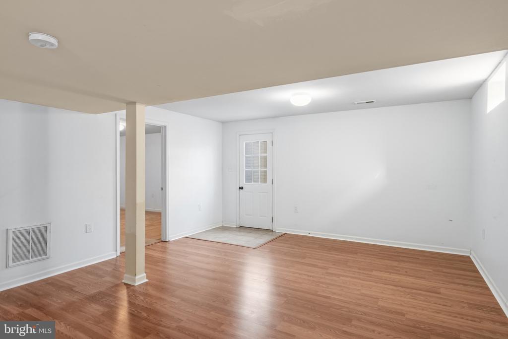 471 BENTLEY DRIVE