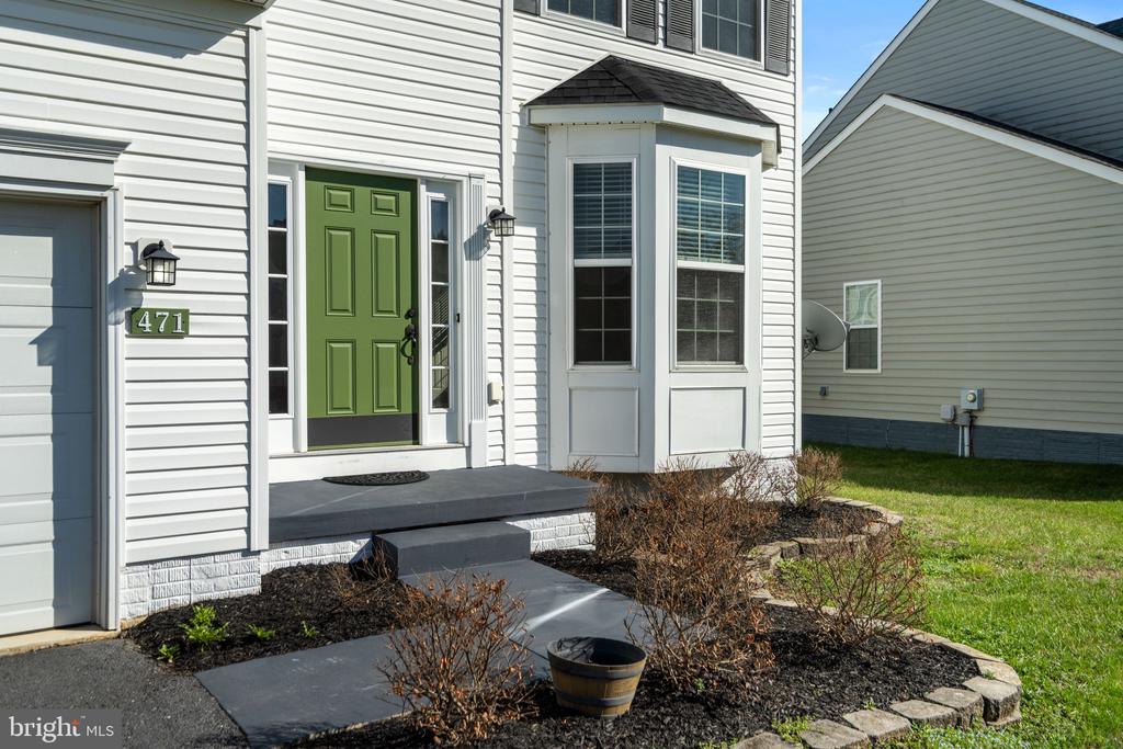 471 BENTLEY DRIVE