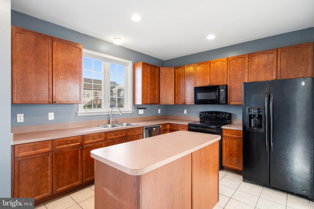 471 BENTLEY DRIVE