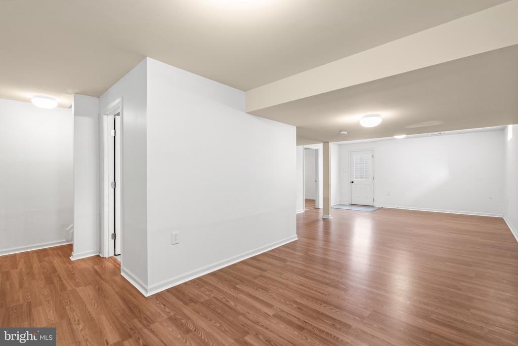 471 BENTLEY DRIVE