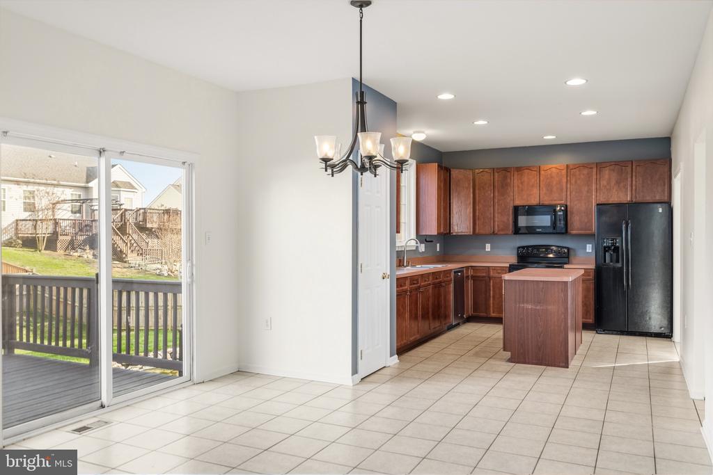 471 BENTLEY DRIVE