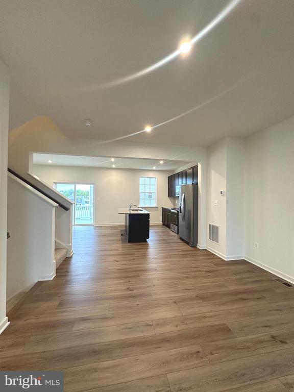 93 STAFFORD PL