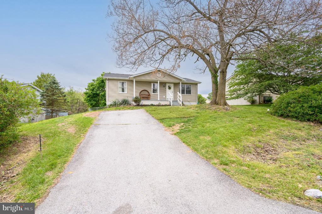 176 ELEMENTARY DRIVE