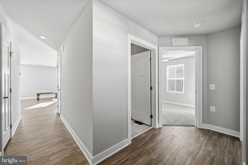 313 SWITCHGRASS COURT