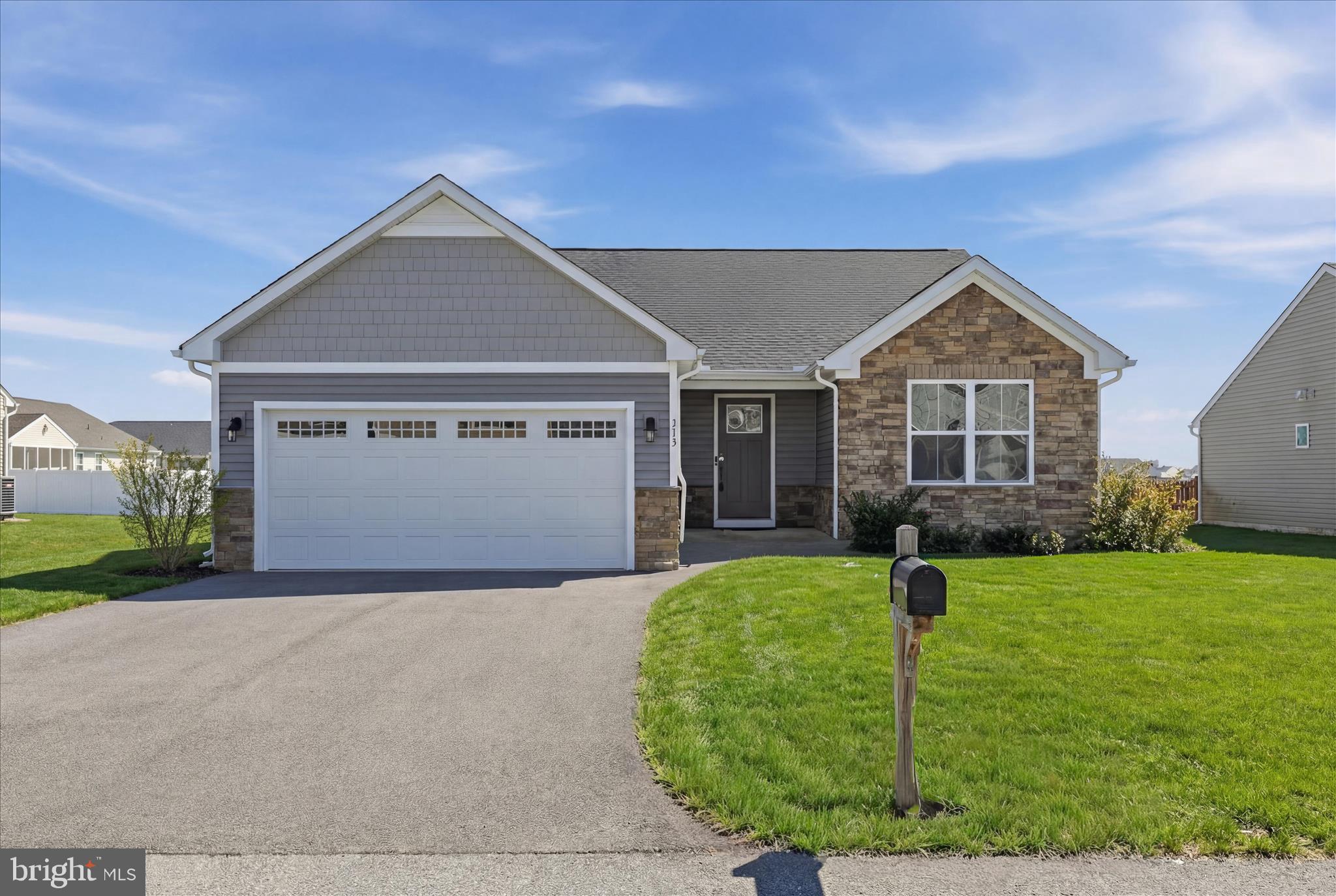 313 SWITCHGRASS COURT