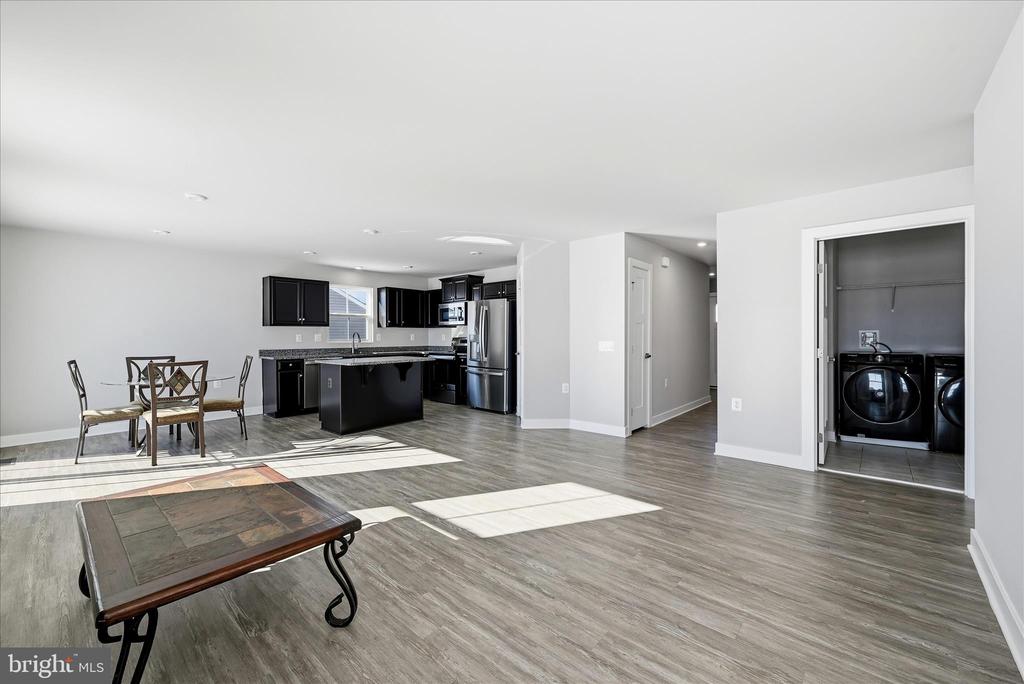 313 SWITCHGRASS COURT