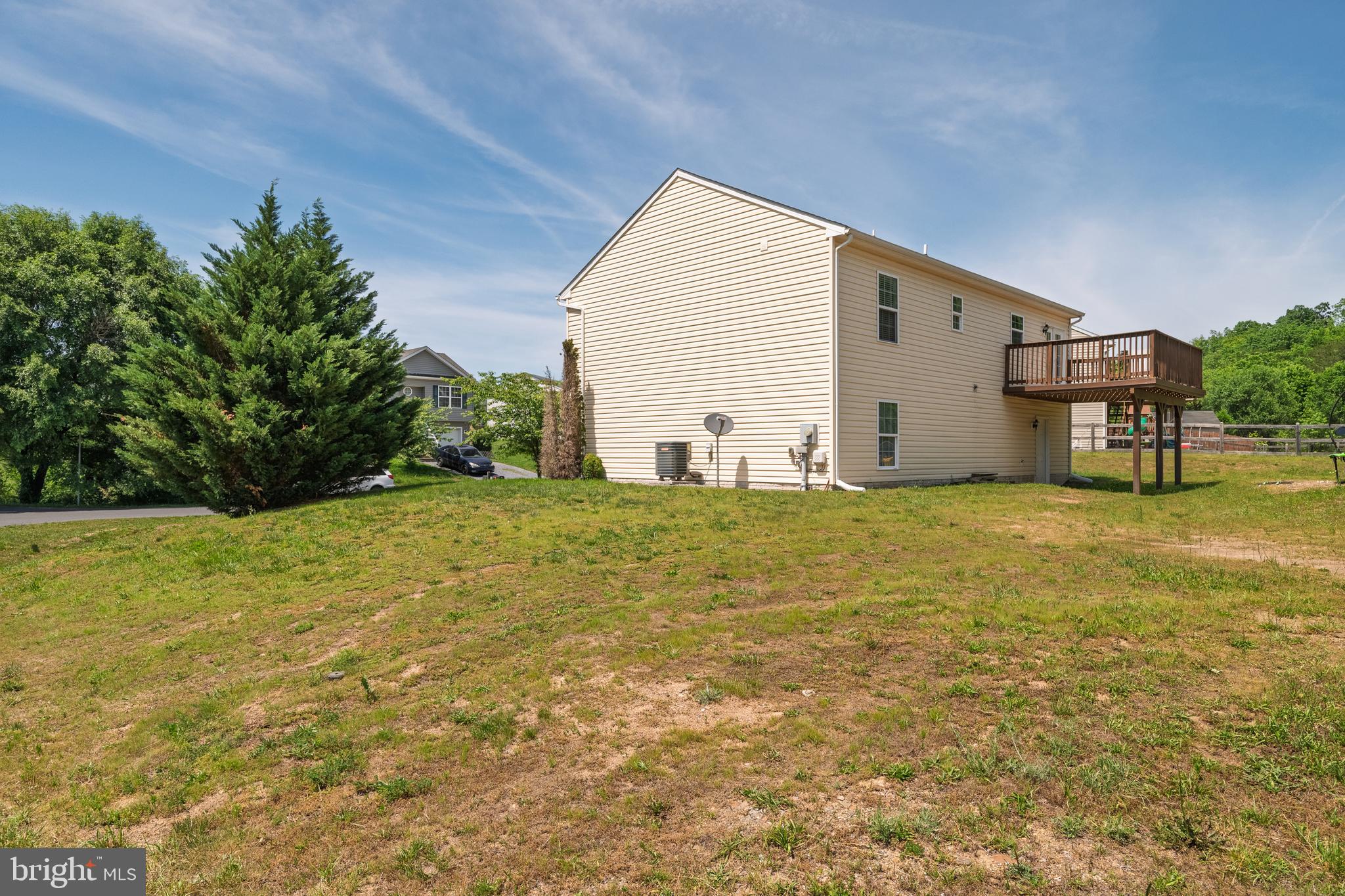 153 EISENHOWER CIRCLE