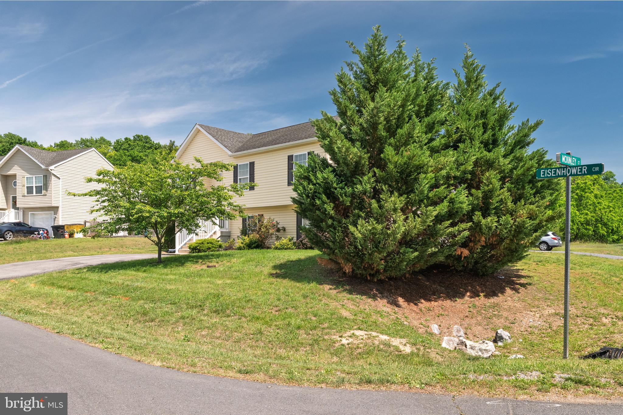 153 EISENHOWER CIRCLE