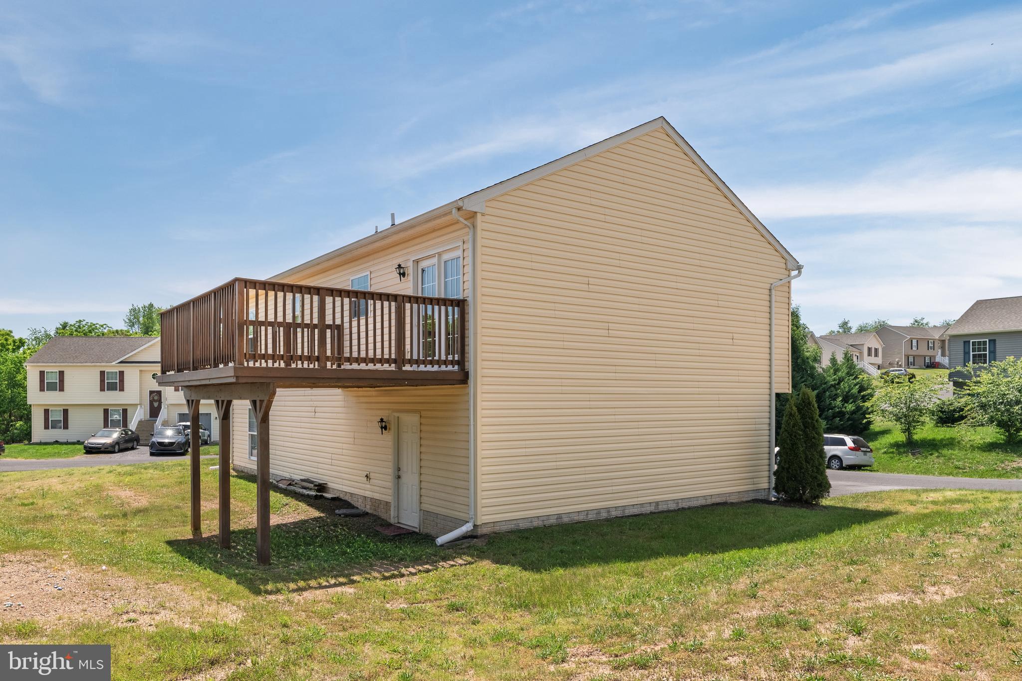 153 EISENHOWER CIRCLE