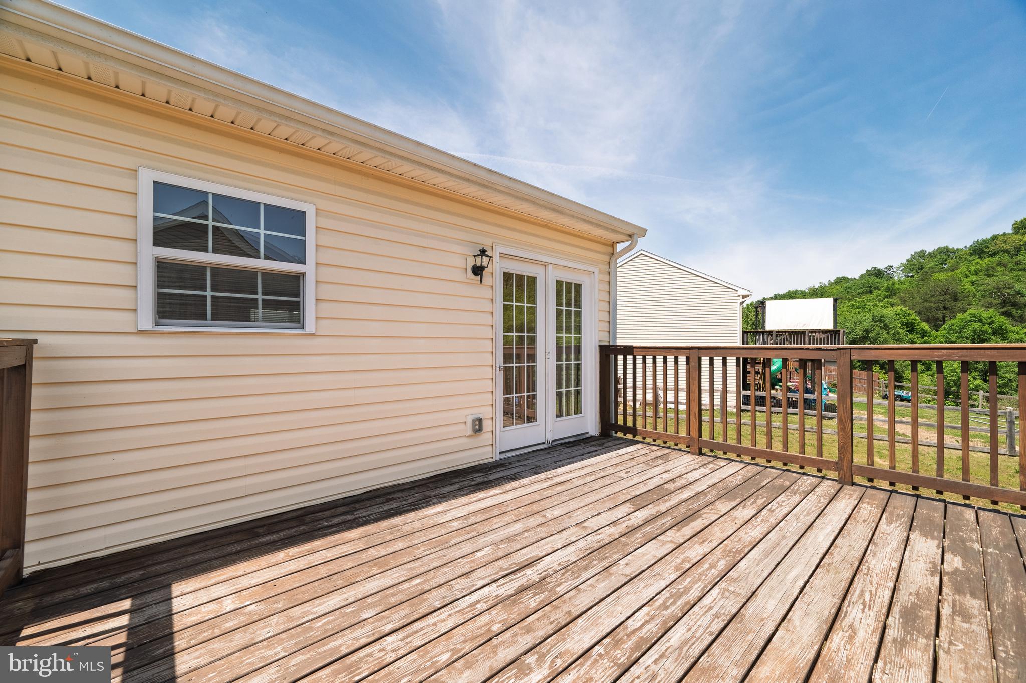 153 EISENHOWER CIRCLE