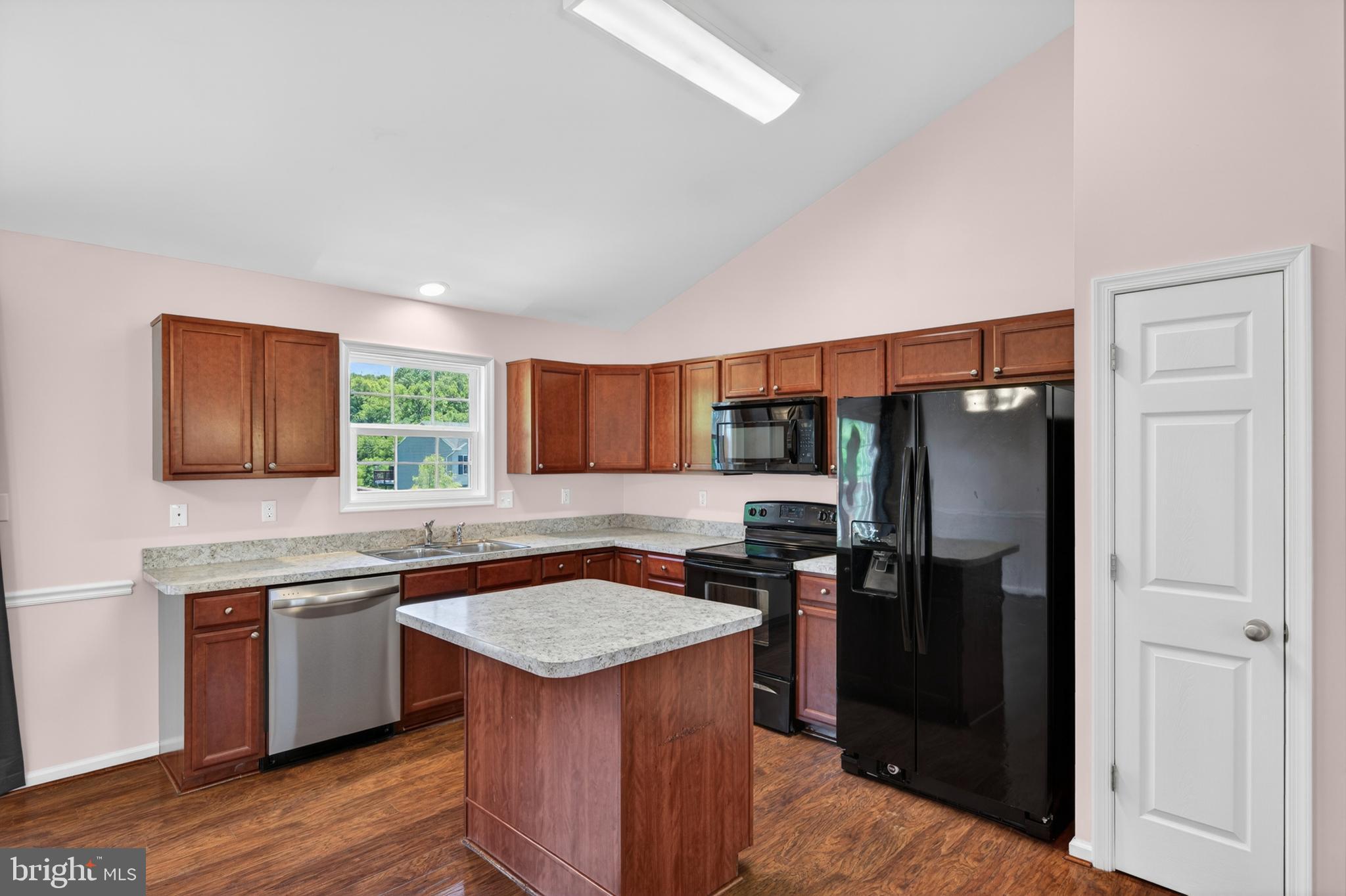 153 EISENHOWER CIRCLE
