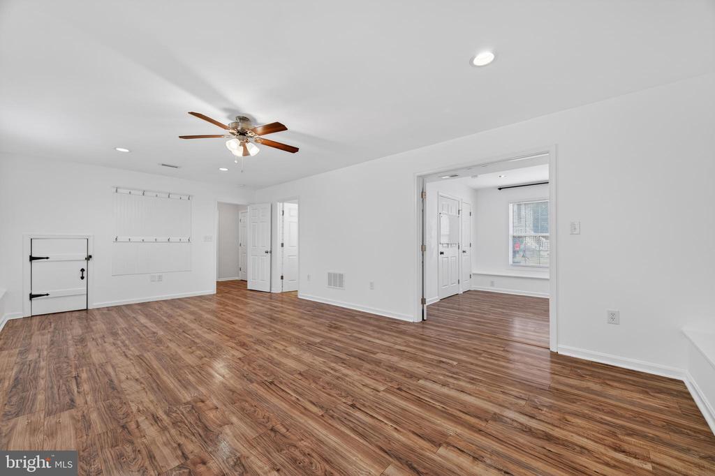 153 EISENHOWER CIRCLE
