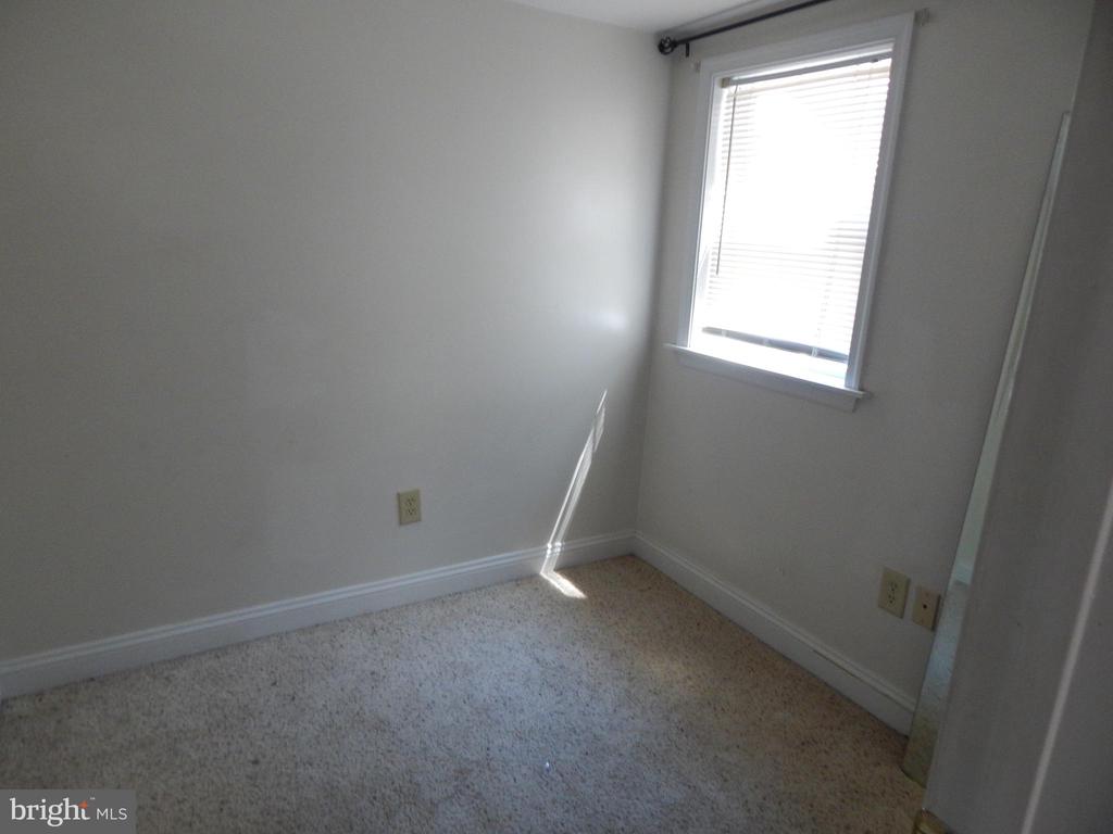 507 W JOHN STREET