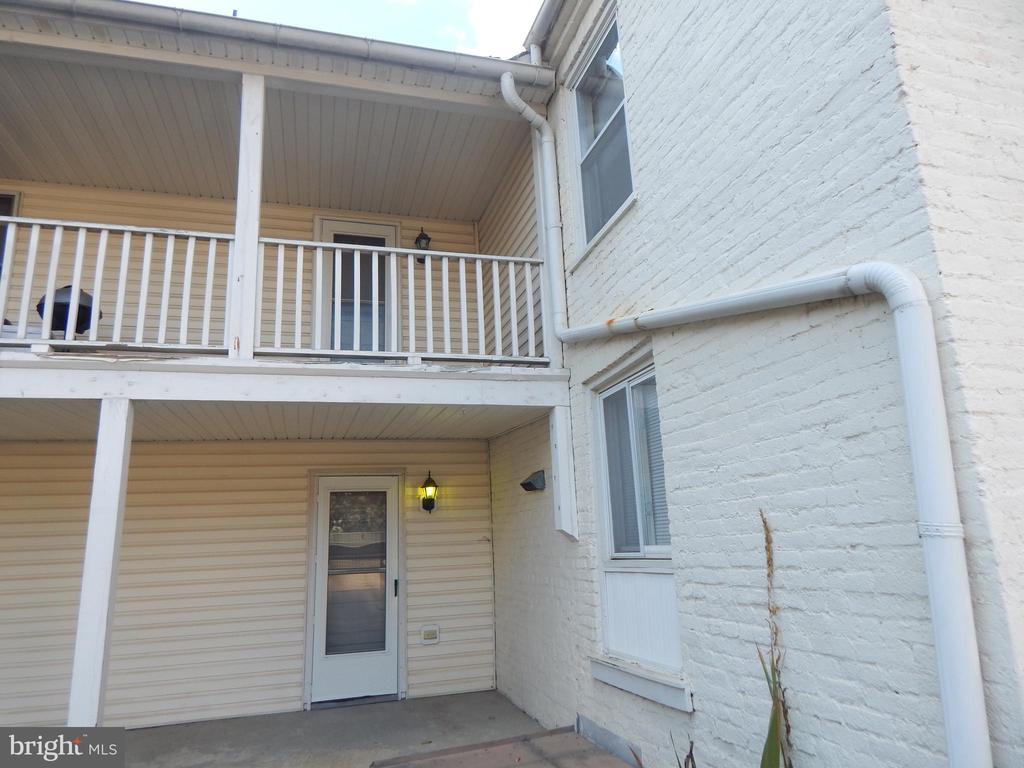 507 W JOHN STREET