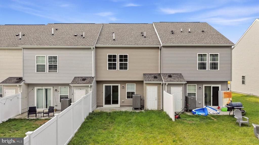 79 LOBLOLLY DRIVE