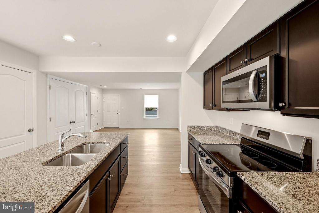 79 LOBLOLLY DRIVE