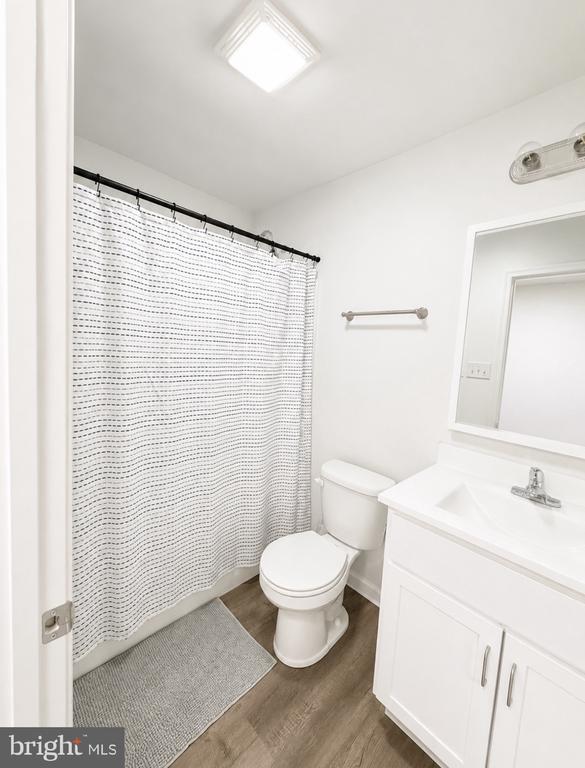 231 WHITE VIOLET WAY