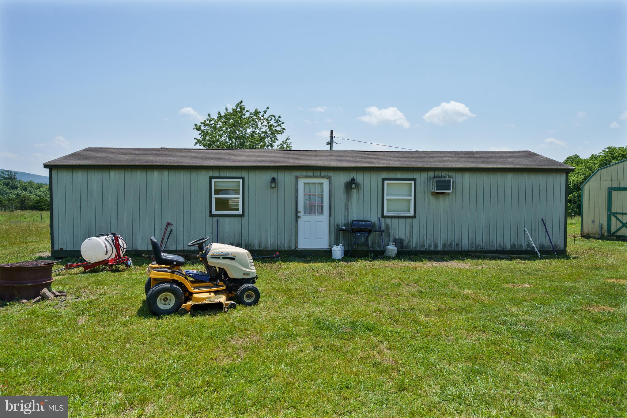 584 Hott Hill Rd