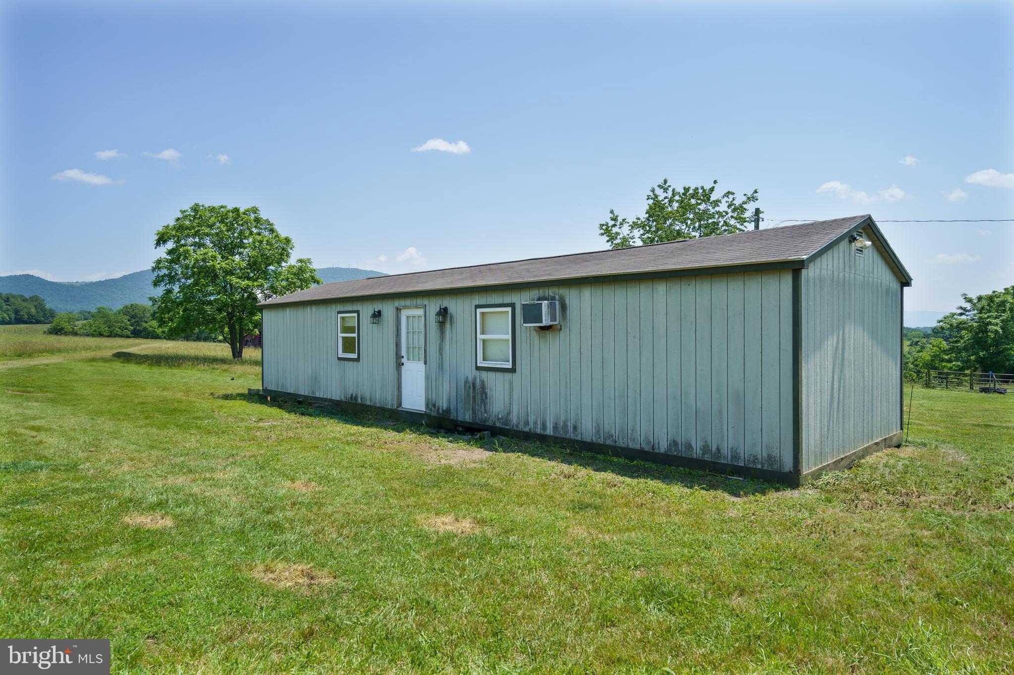 584 Hott Hill Rd