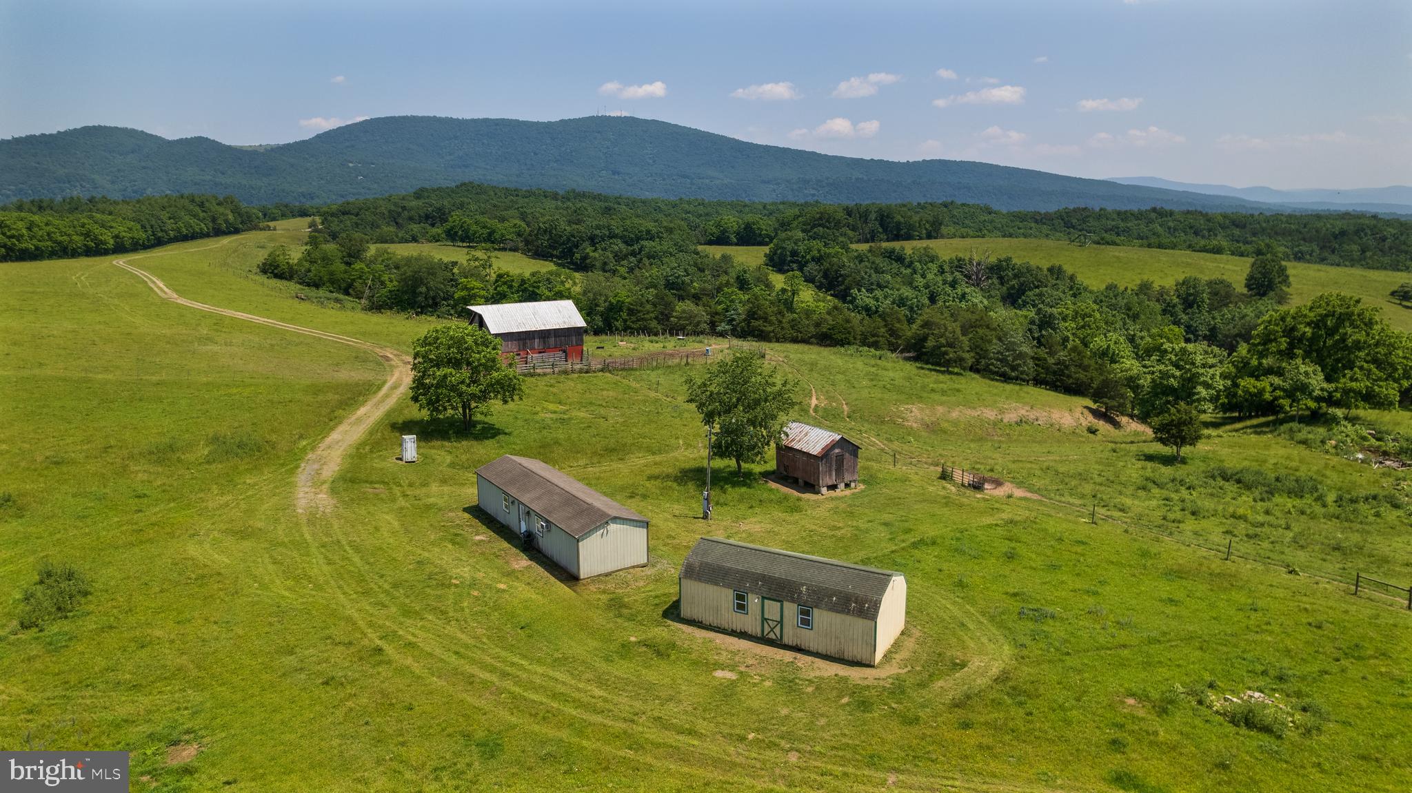 584 Hott Hill Rd