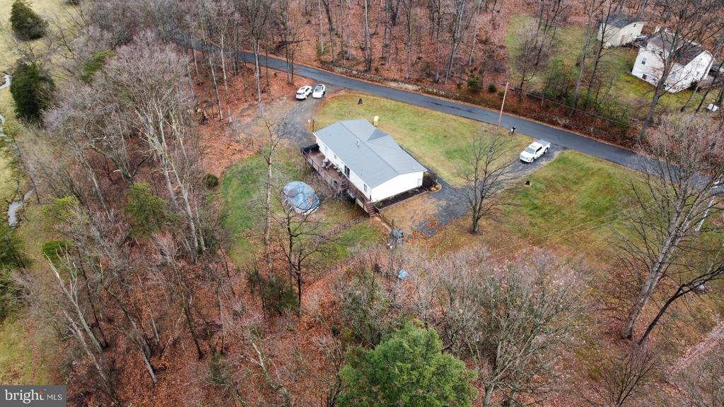 1633 Snyderville Rd