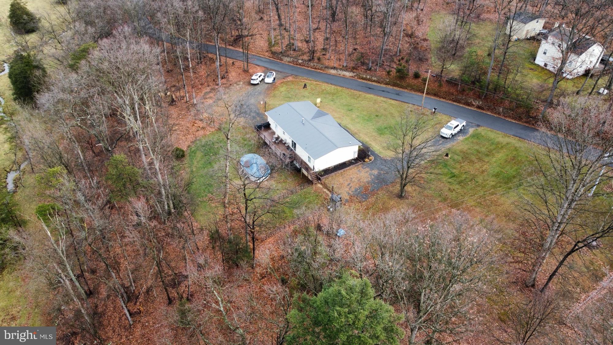1633 Snyderville Rd