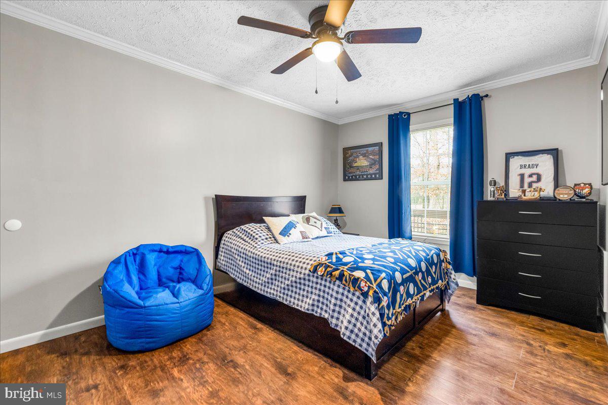 1633 Snyderville Rd