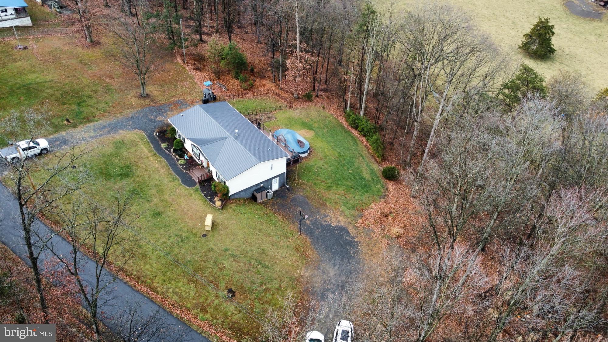 1633 Snyderville Rd