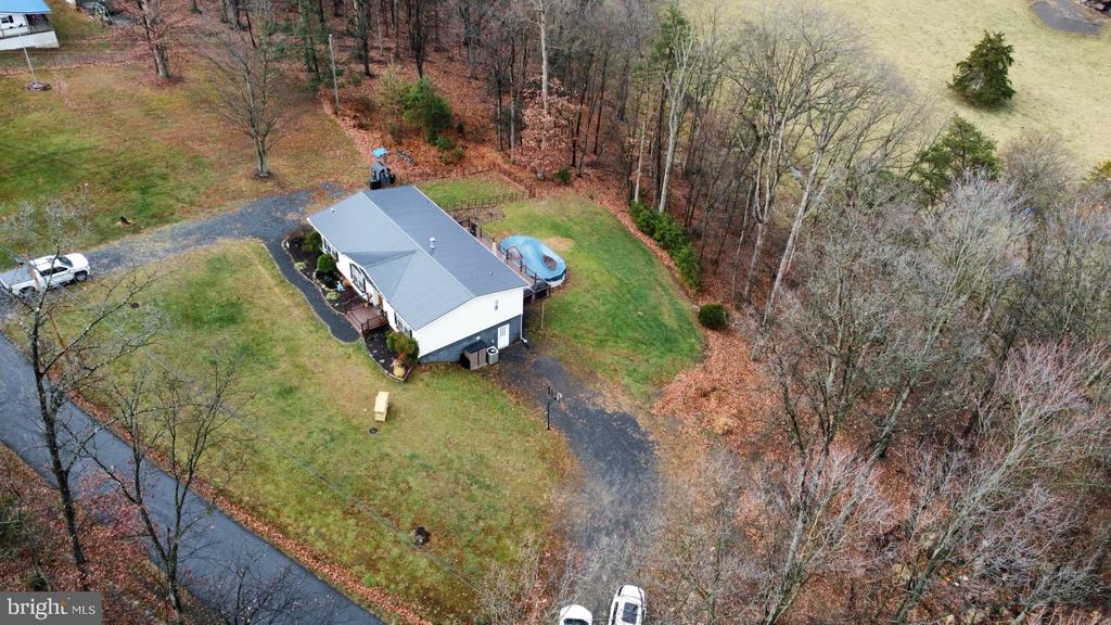 1633 Snyderville Rd