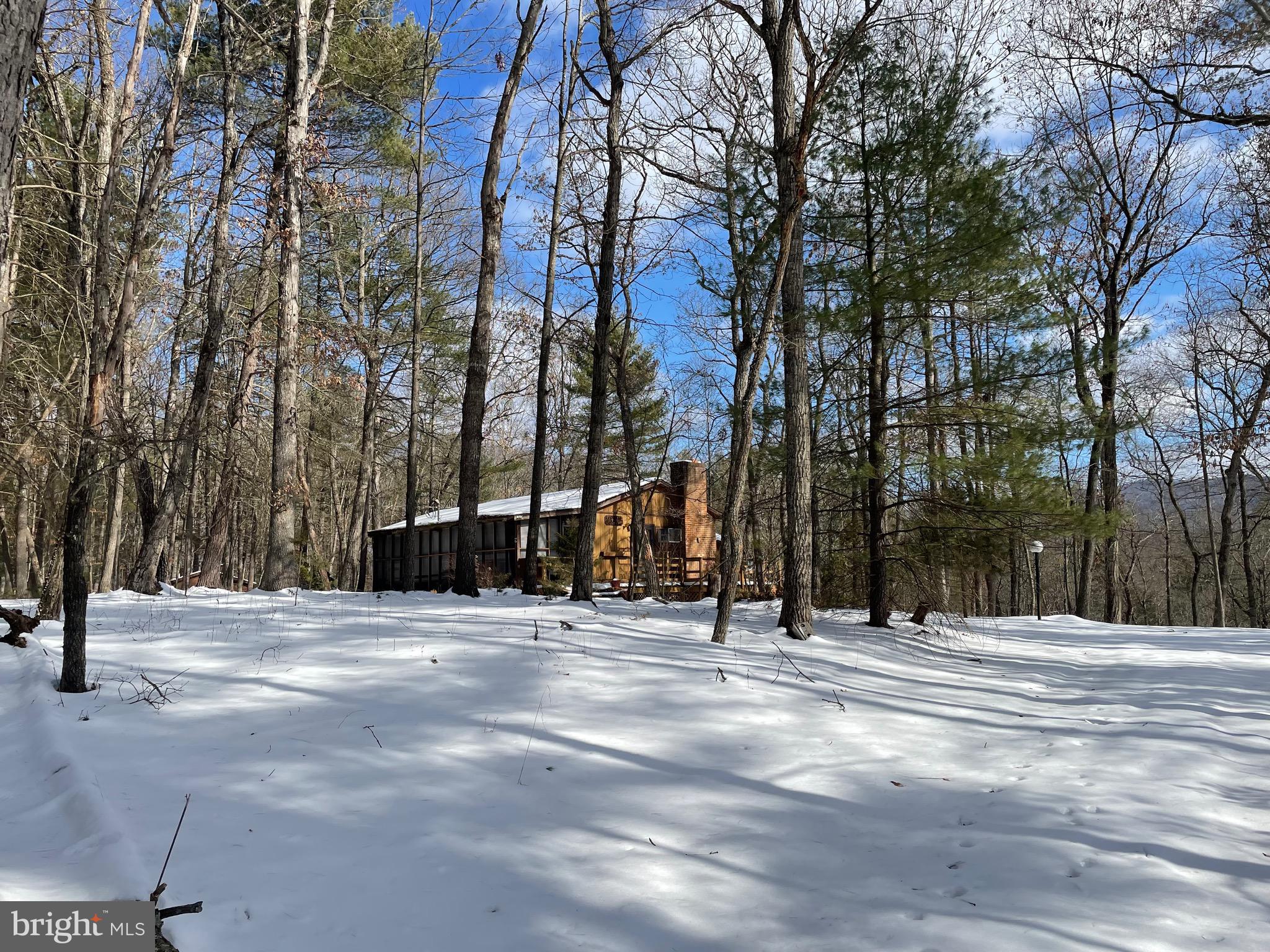 633 Snyders Ridge Rd