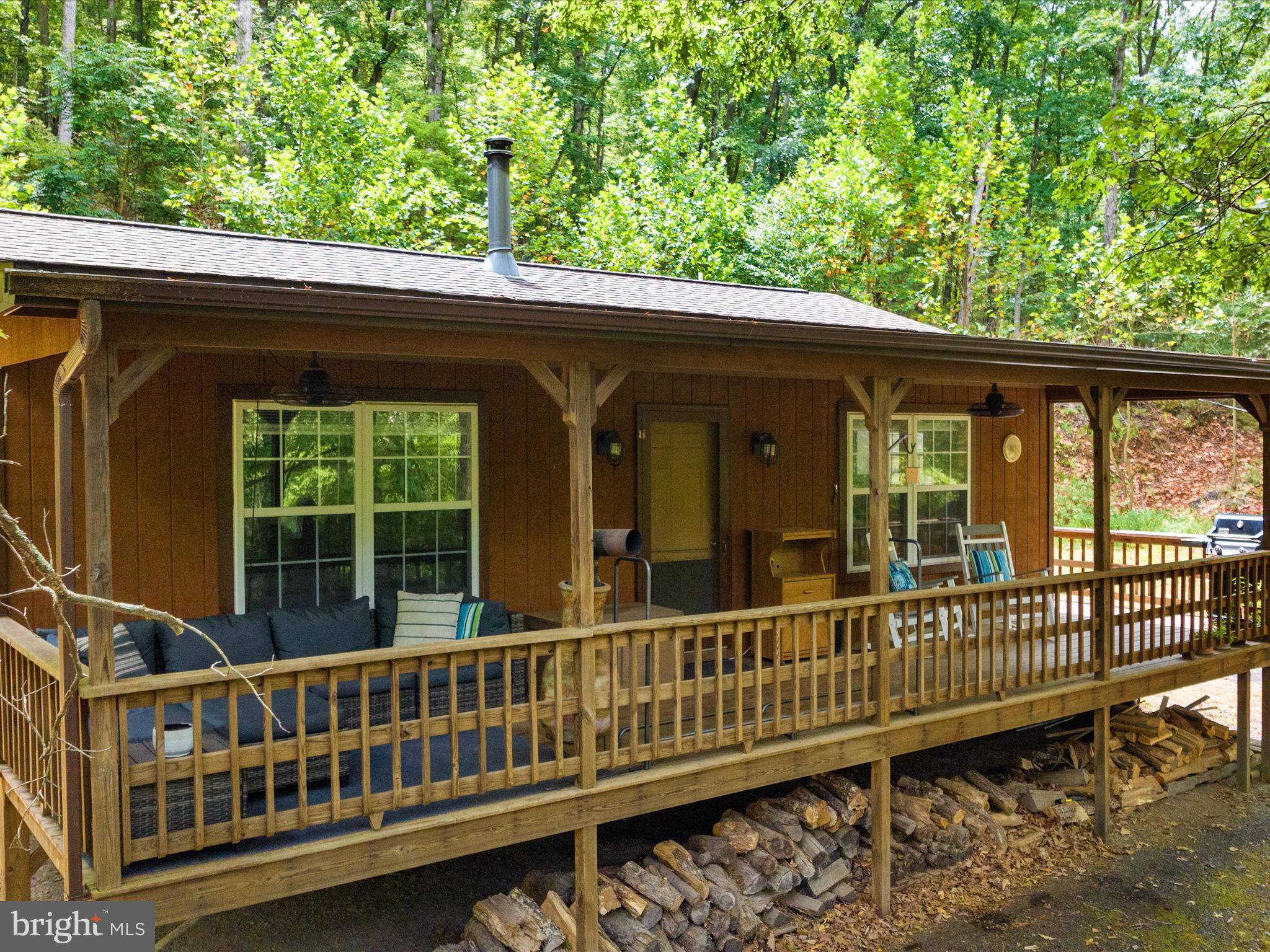 312 Warsaw Dr