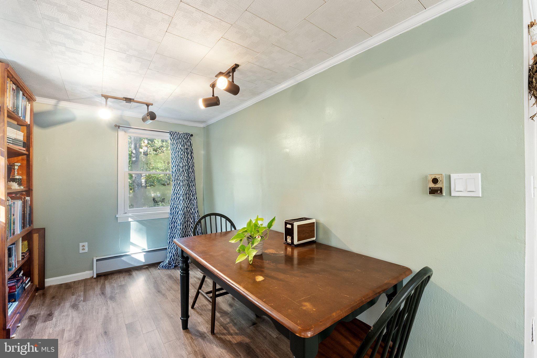 1454 PIN OAK ROAD