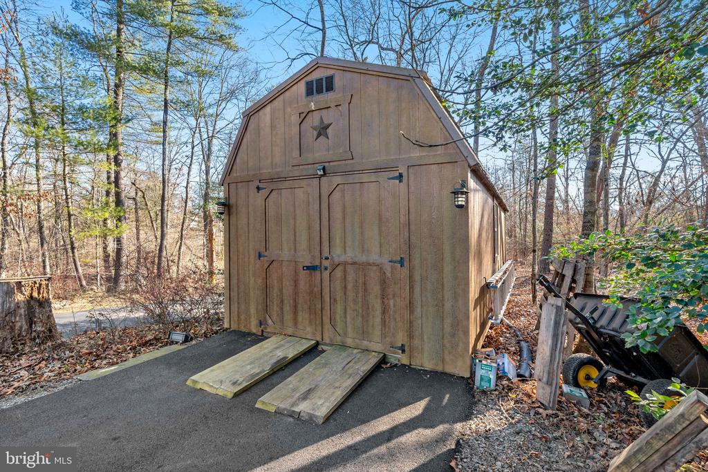 448 FALLS RD