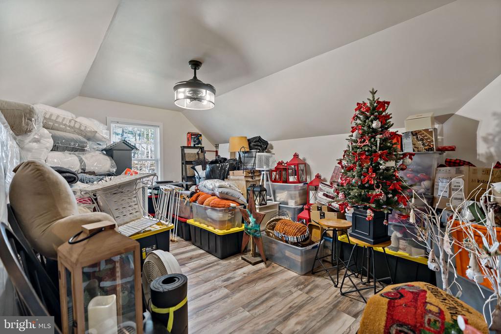 448 FALLS RD