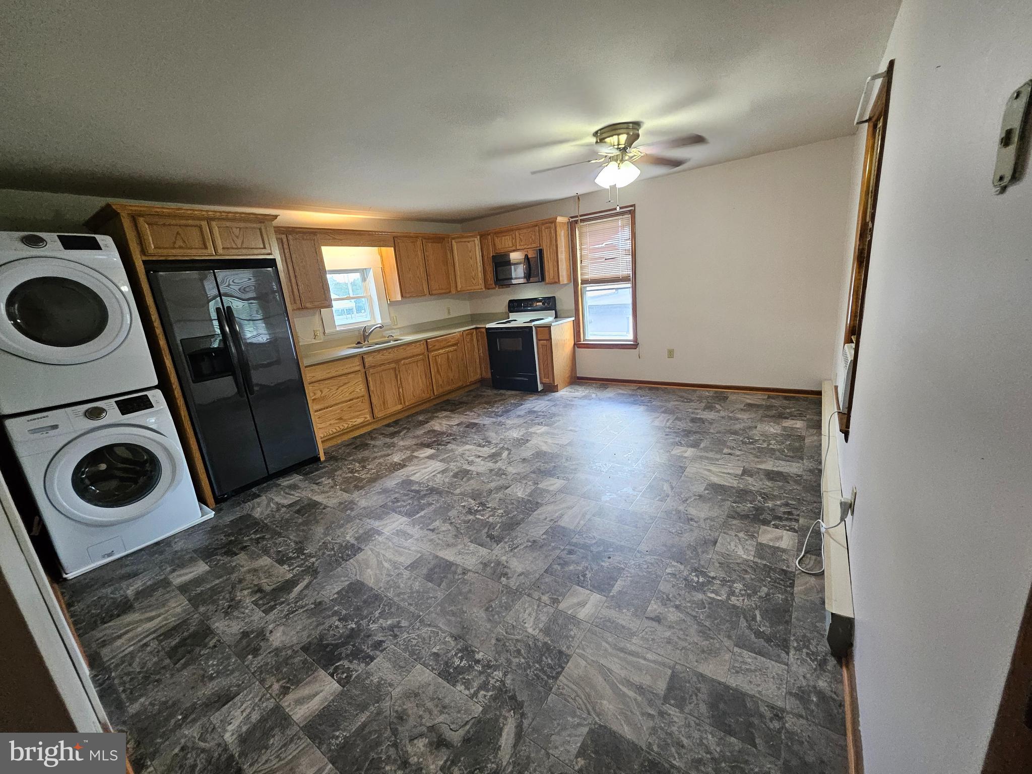449 Harmison Ln