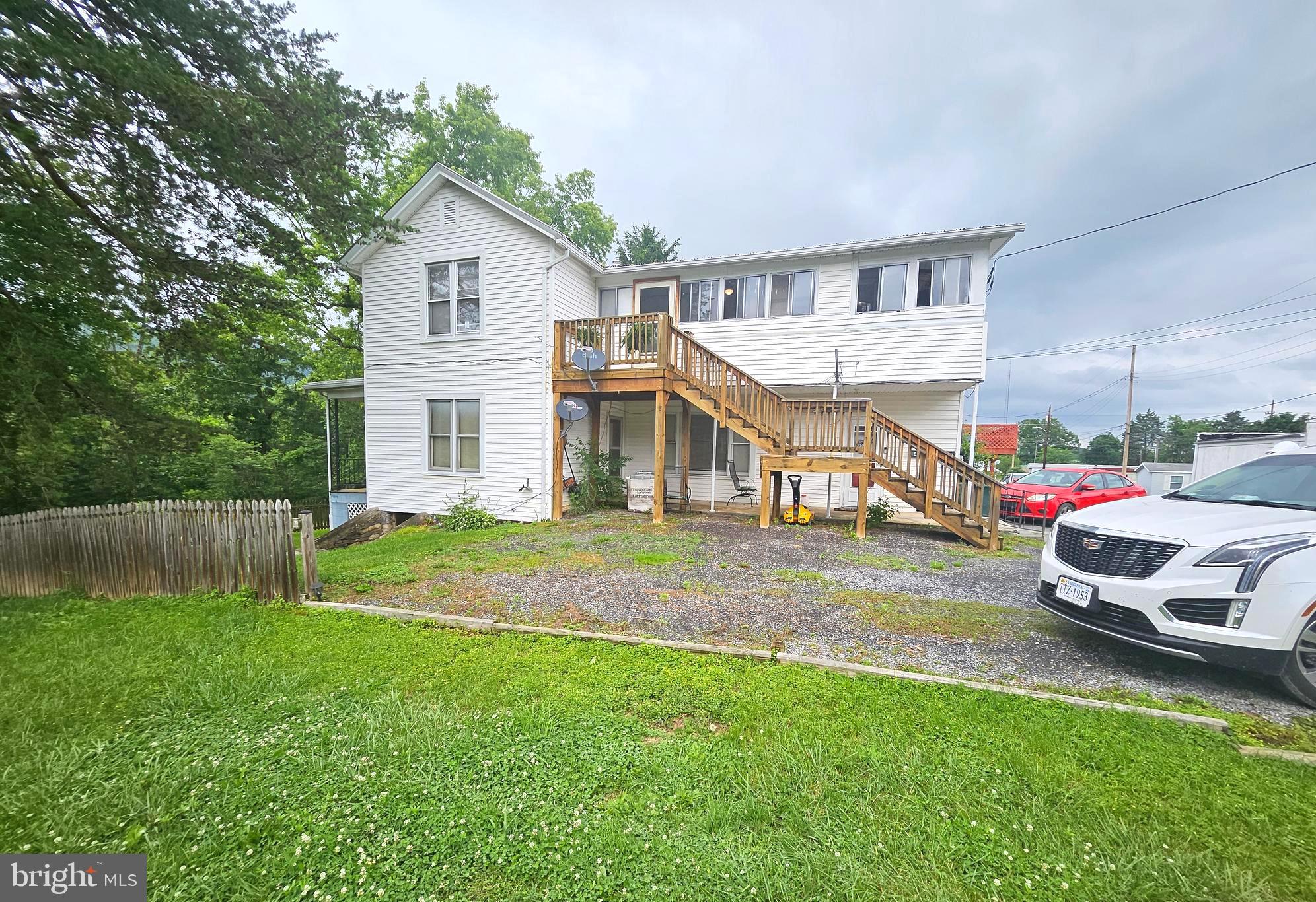 449 Harmison Ln