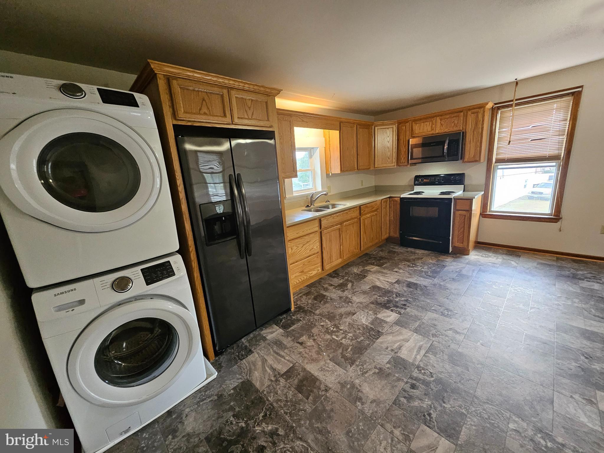 449 Harmison Ln