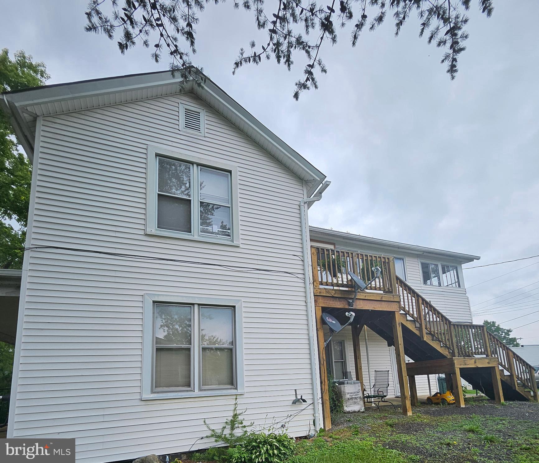 449 Harmison Ln
