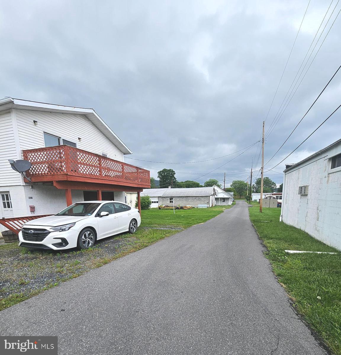 449 Harmison Ln