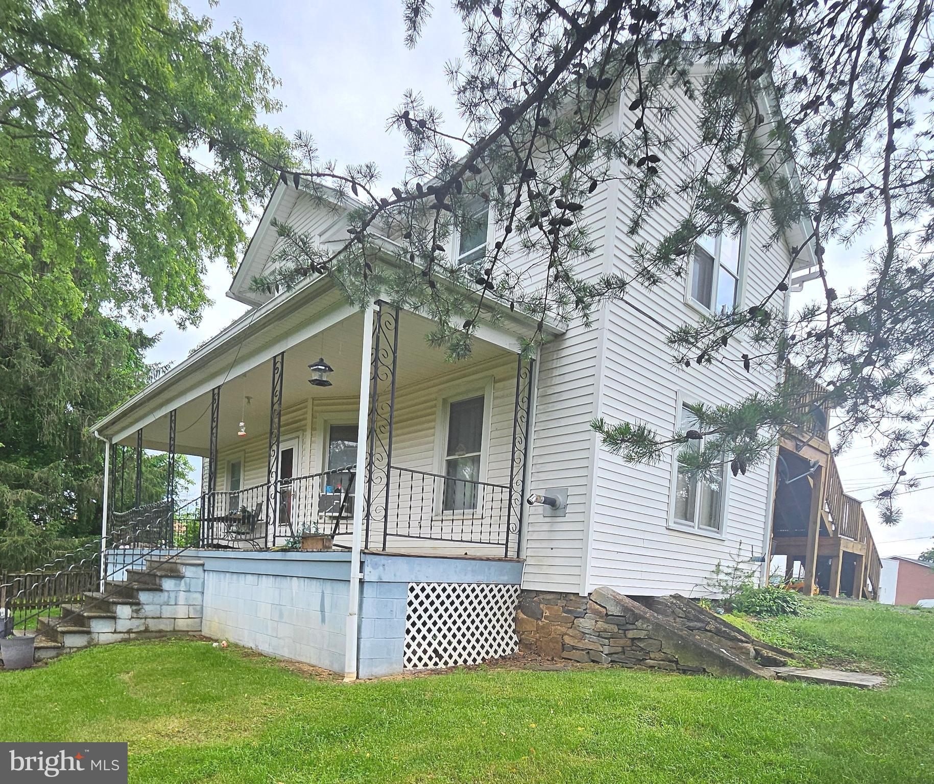 449 Harmison Ln