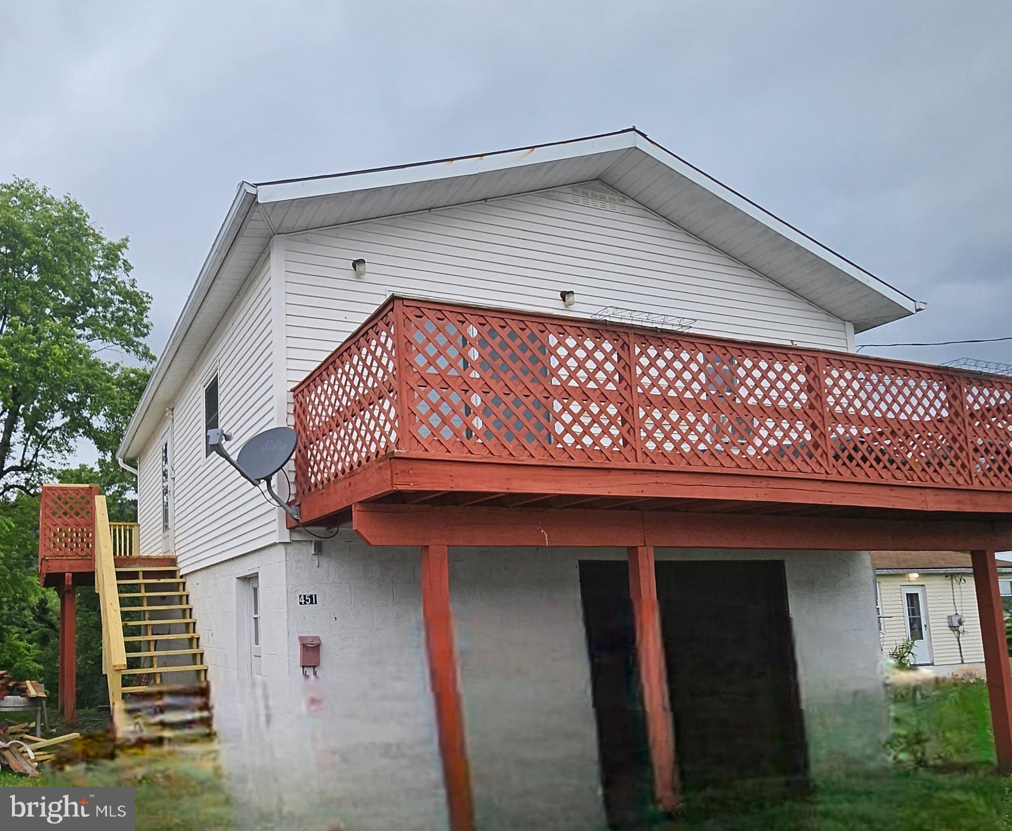 449 Harmison Ln